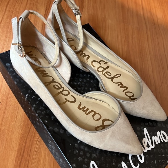 COPY - SAM EDELMAN FLATS - Picture 2 of 12